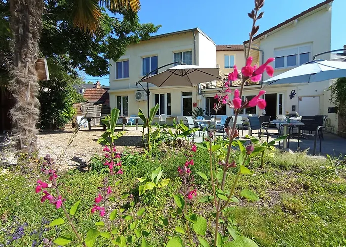 Hotel Le P'Tit Monde