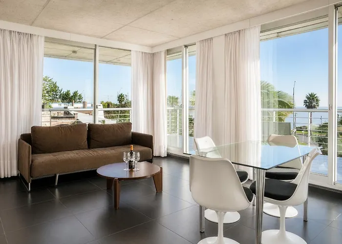 Costa Colonia - Riverside Boutique Hotel