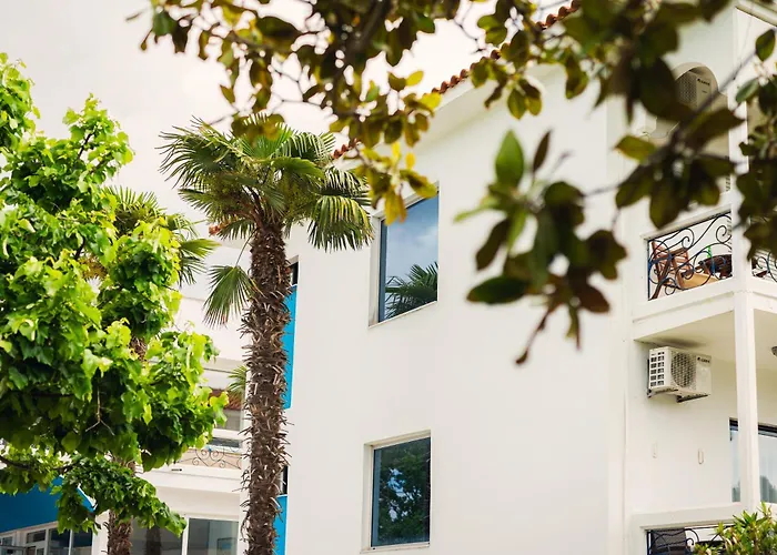 Kamari Beach Hotel