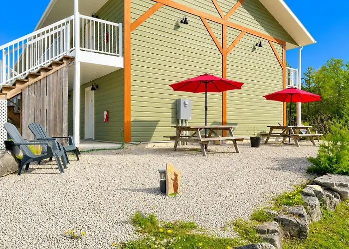 Escarpment Heights Motel