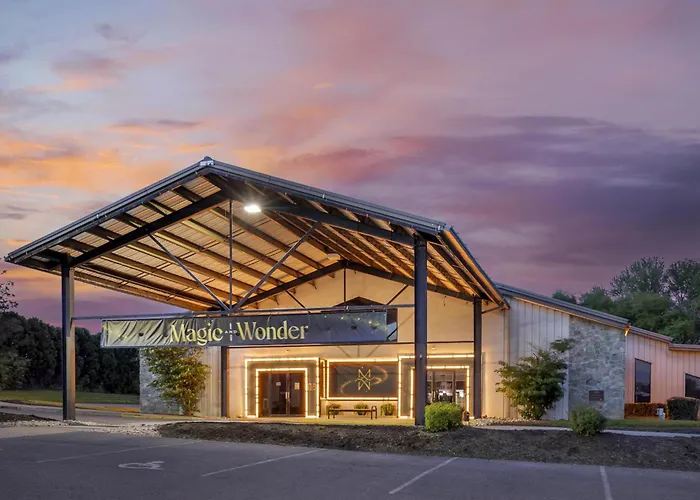 Best Western Plus Revere Inn & Suites