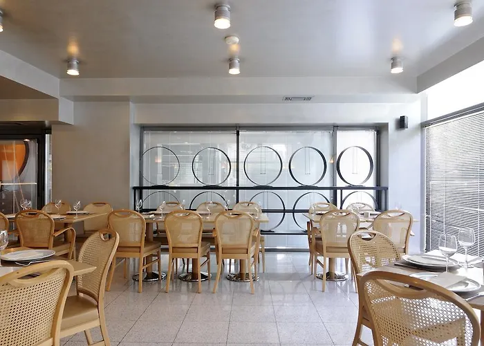 Maniatis Hotel