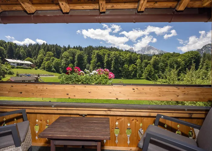 Alm- & Wellnesshotel Alpenhof