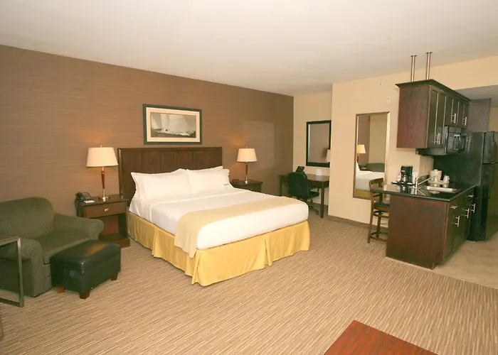 Holiday Inn Express San Diego South - Chula Vista By Ihg
