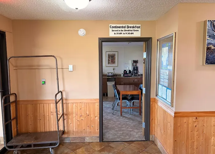 East Grand Inn Grand Forks Nd I 29