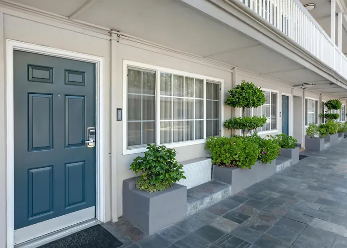 Best Western Town House Lodge