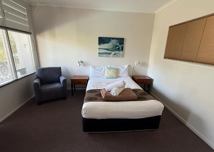 Tower Court Motel (Adults Only)