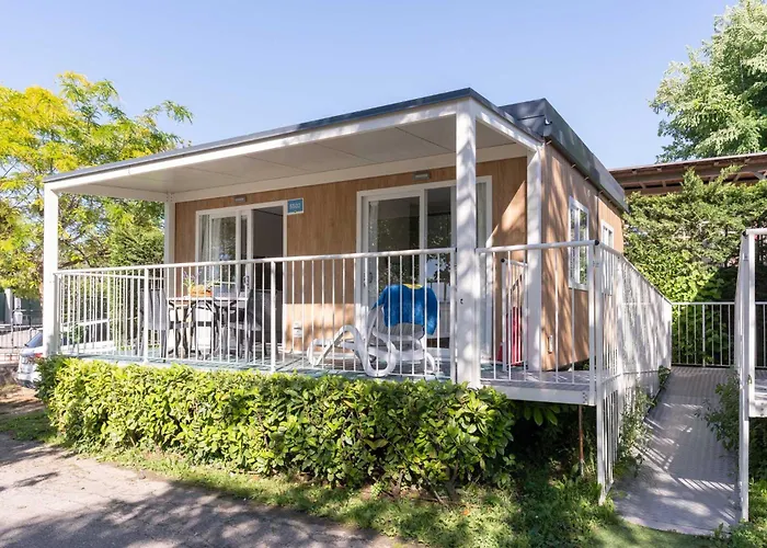 Club Del Sole Le Palme Lazise Family Collection