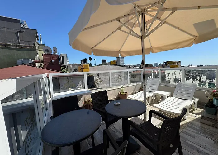 Ten Rooms Istanbul Hotel (Adults Only)