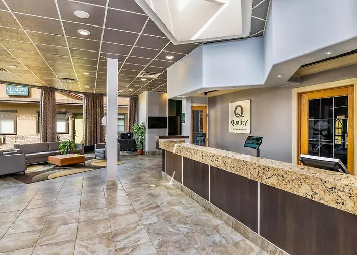 Quality Inn & Suites High Level