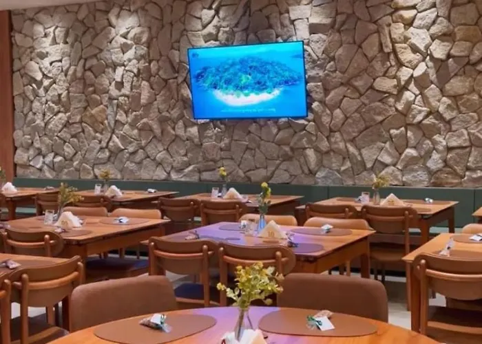 Agulhon Hotel