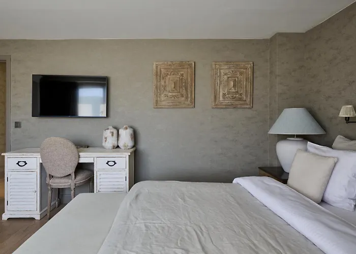 Lebeaubylivingroom Hotel