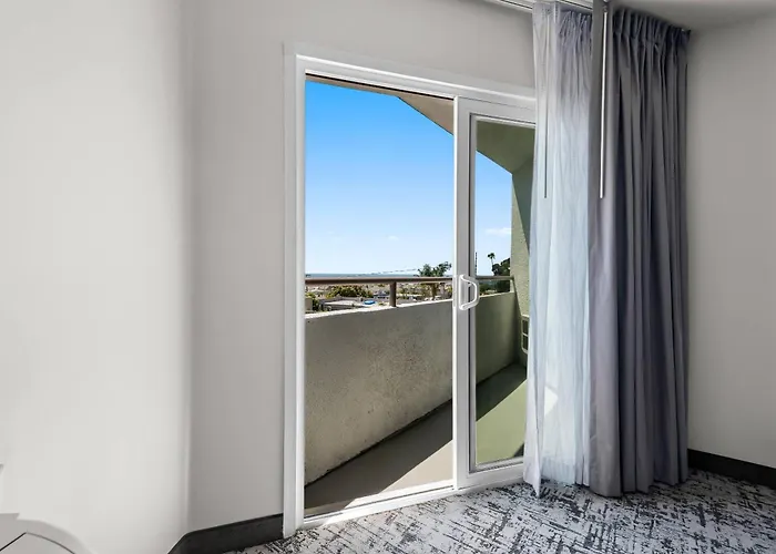 Quality Inn & Suites Hermosa Beach