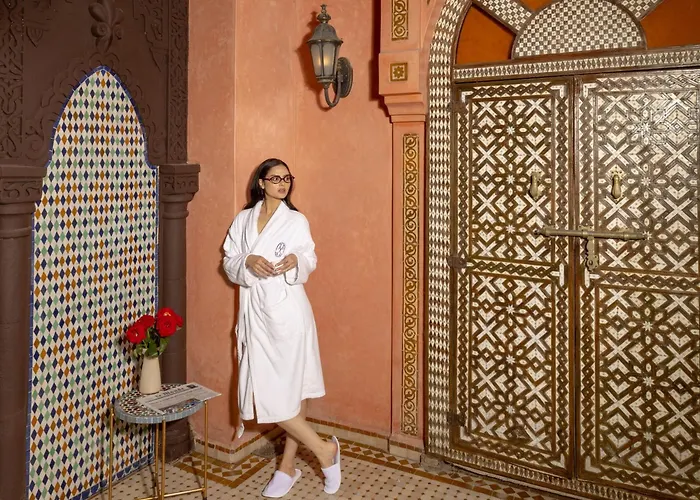Art Palace Suites & Spa