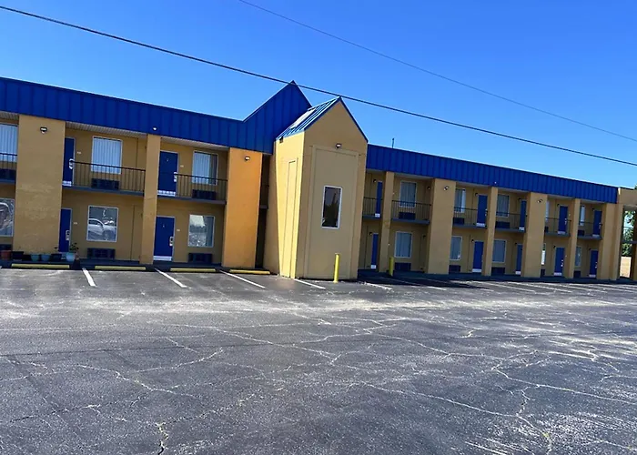 Super 8 By Wyndham Lumberton Nc