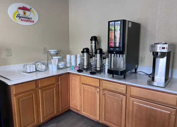 Super 8 By Wyndham Lumberton Nc