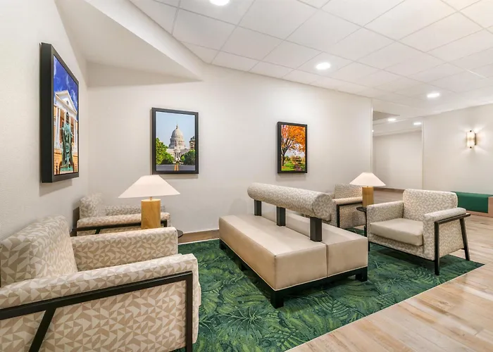 Best Western Plus Inntowner Madison