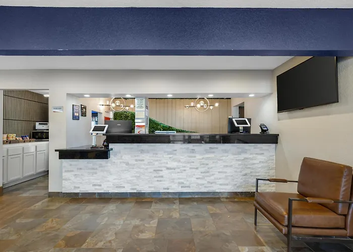 Best Western Plus Altoona Inn