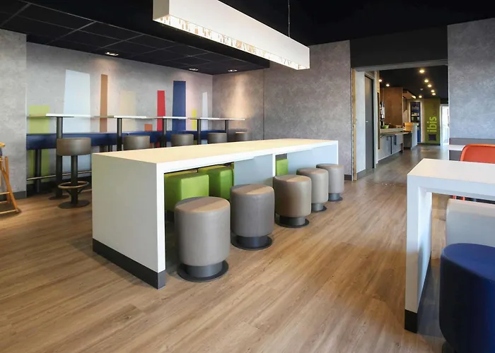 Ibis Budget Nantes Sainte Luce - Hotel Renove