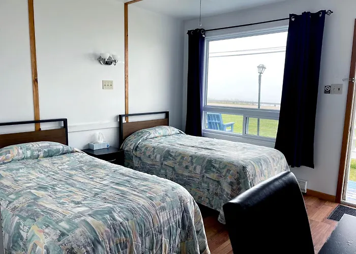 Sea Breeze Motel