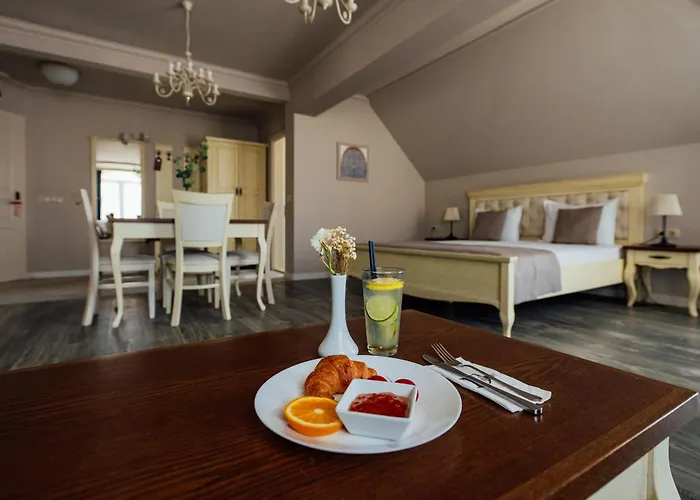 Sunny Castle Hotel