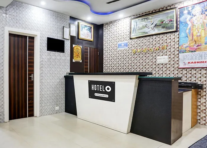 Hotel O Jammu Near Ragunath Bazaar Formerly Goodwill