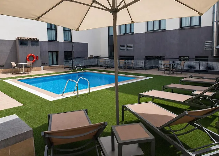 Hotel Pedro I De Aragon 4 Sup