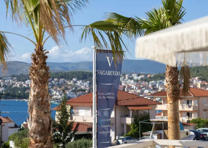 Hotel Vagabundo - Heated Pool , Stunning View & Breakfast