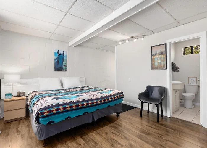 The Hitching Post Motel
