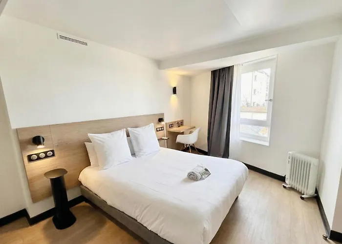 B&B Hotel Orleans Centre Foch