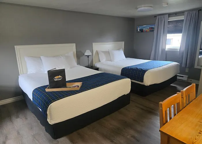 Seawinds Motel & Suites