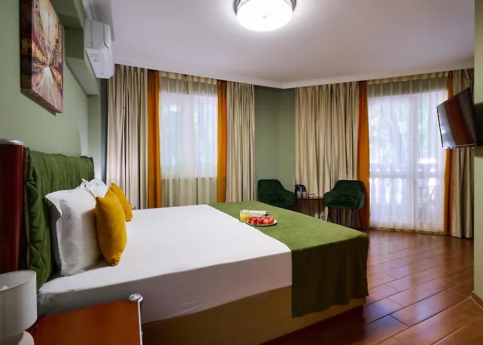 Art Green Boutique Hotel