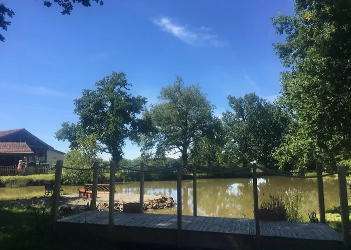 Fonclaire Holidays