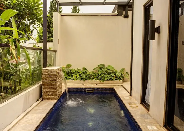 Sunsetfalls Gardens And Resort