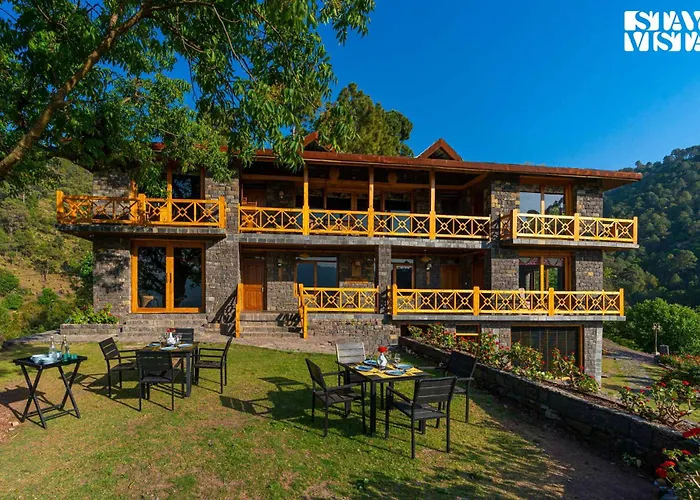 Stayvista'S Mountain Mirage - 4Bhk Mountain-View Villa With Home Theatre