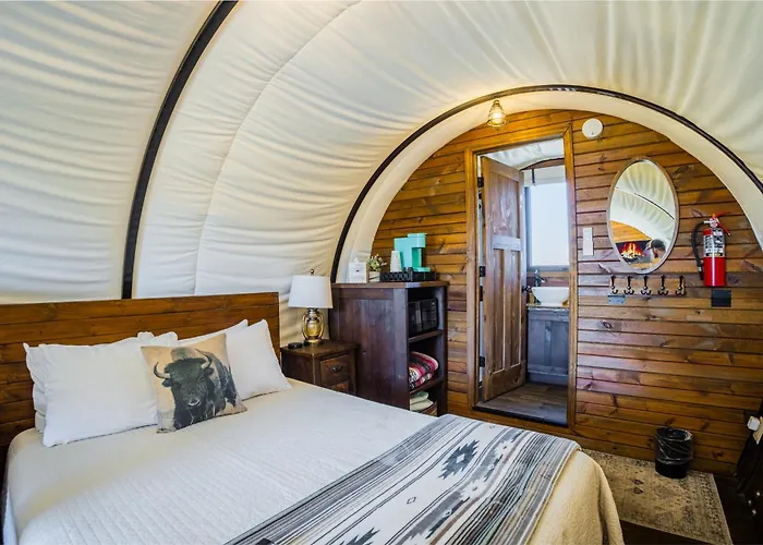 Zion White Bison Glamping & Rv Resort