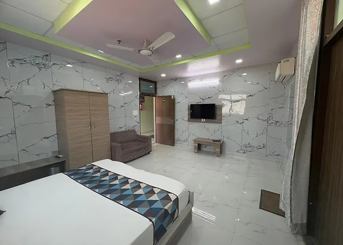 Hotel Amar Palace Bharatpur