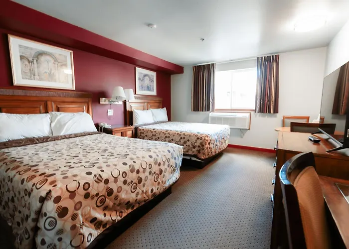 Bay City Inn