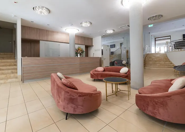 Hotel Harom Gunar