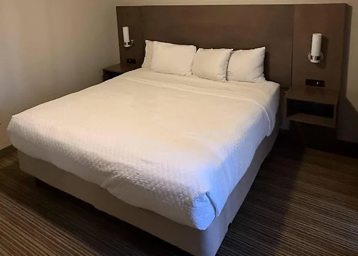 Country Inn & Suites By Radisson, Mason City, Ia
