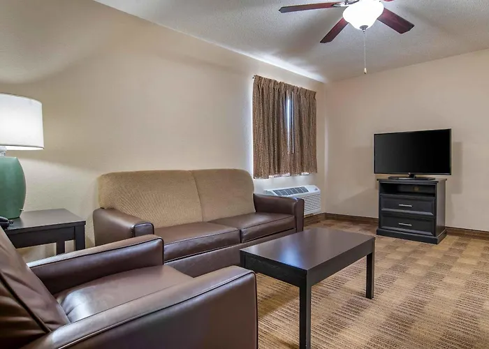 Extended Stay America Suites - Cleveland - Middleburg Heights