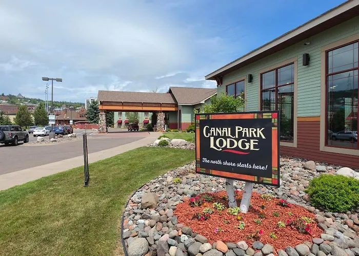 Canal Park Lodge