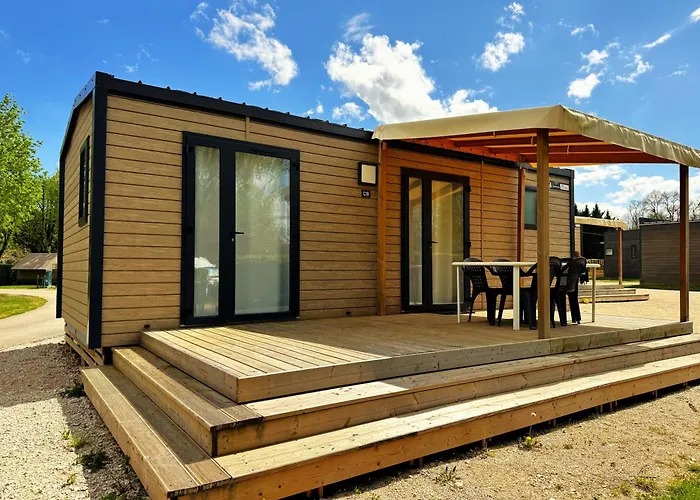 Camping Du Paquier Fane