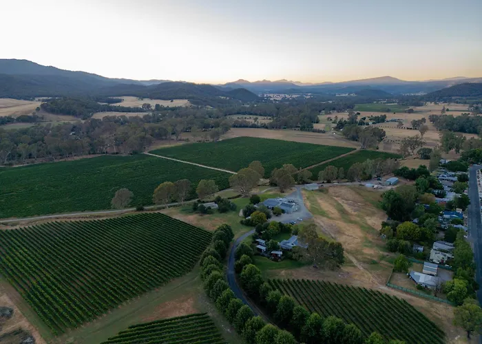 Dal Zotto Homestead & Petite Retreats