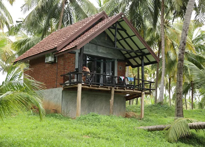 Aji Fruit Farm Cottage Peaceful Lakeside Farm Stay With Sunrise Views 03