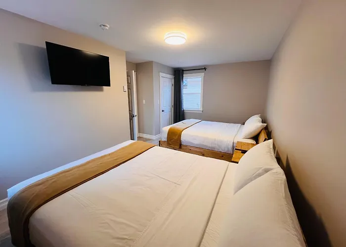 Summerside Motel &Cottages