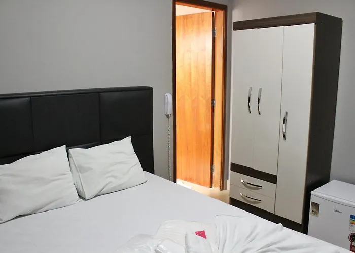 Premier Hotel