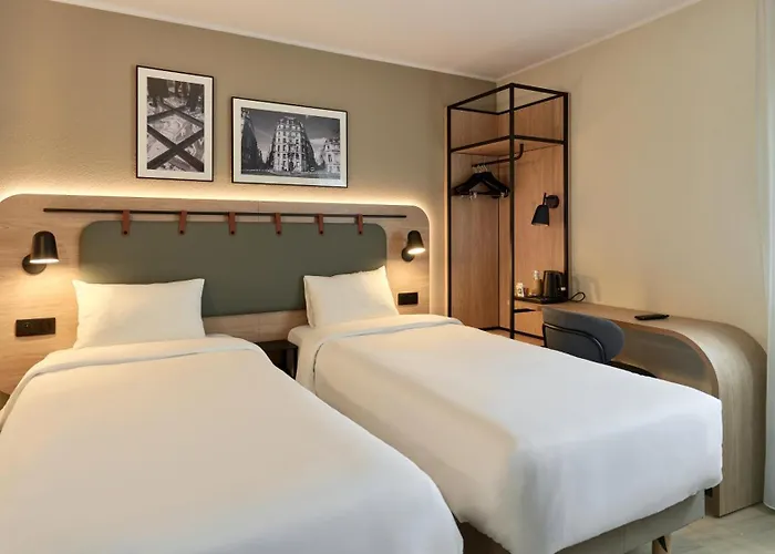 Campanile Prime - Paris - Porte De Bagnolet