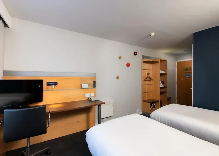 Holiday Inn Express Hamilton By Ihg