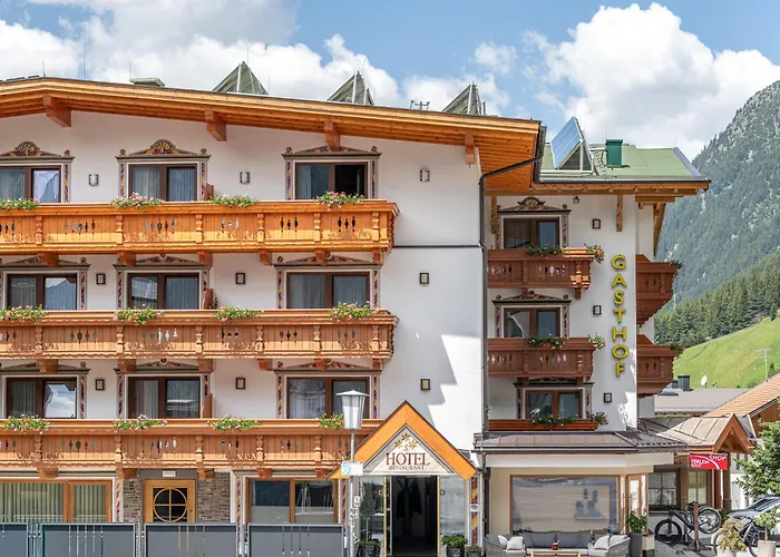Hotel Schoepf - Mountain Hideaway
